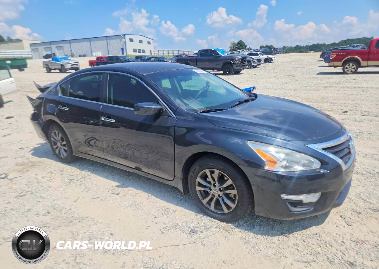 2015 Nissan Altima 2.5 S VIN:1N4AL3AP1FN902148 - 4