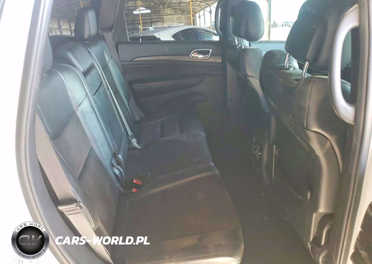 2019 Jeep Grand Cherokee Laredo VIN:1C4RJFAG8KC588962 - 10