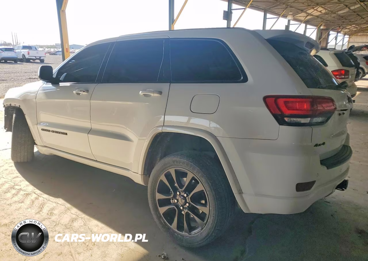 2019 Jeep Grand Cherokee Laredo VIN:1C4RJFAG8KC588962 - 2
