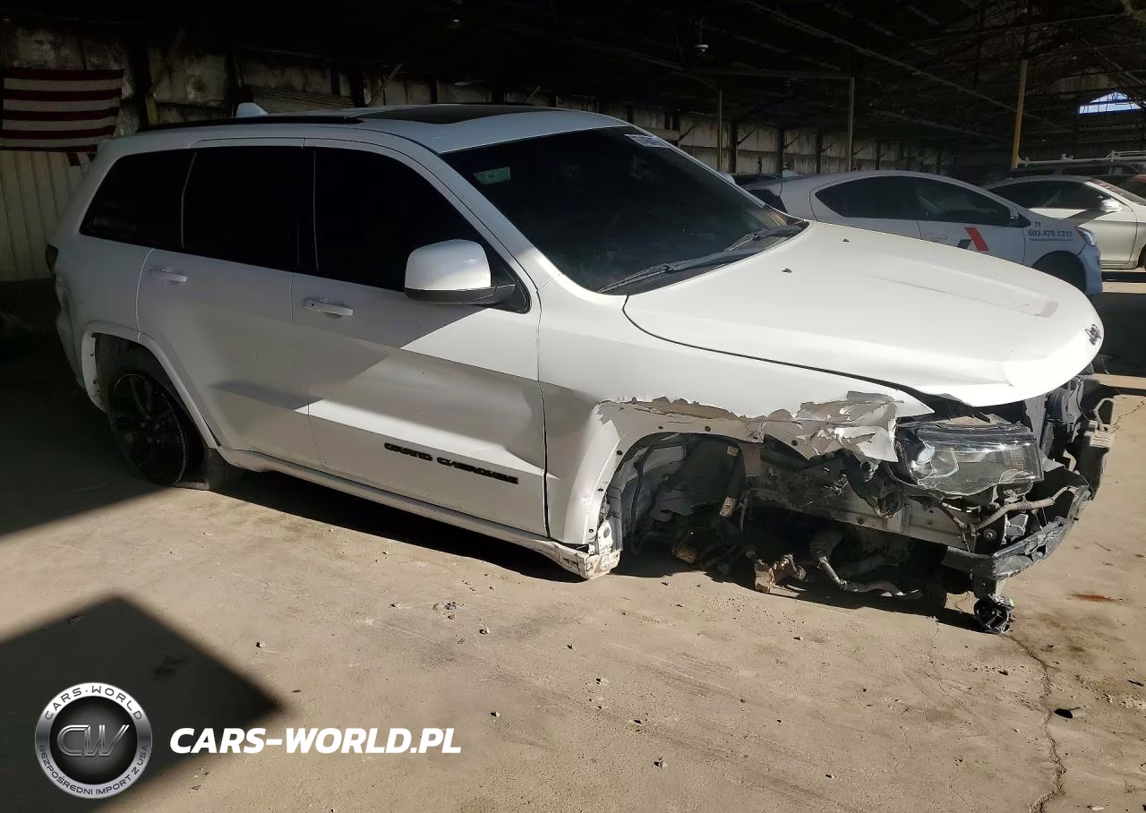 2019 Jeep Grand Cherokee Laredo VIN:1C4RJFAG8KC588962 - 4