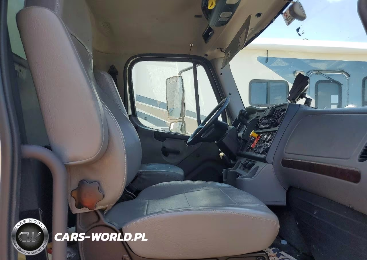 2021 Freightliner Business Class M2 Box Truck VIN:3ALACWFC8MDMT2644 - 11