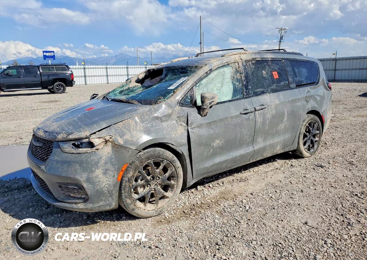2023 Chrysler Pacifica Touring L