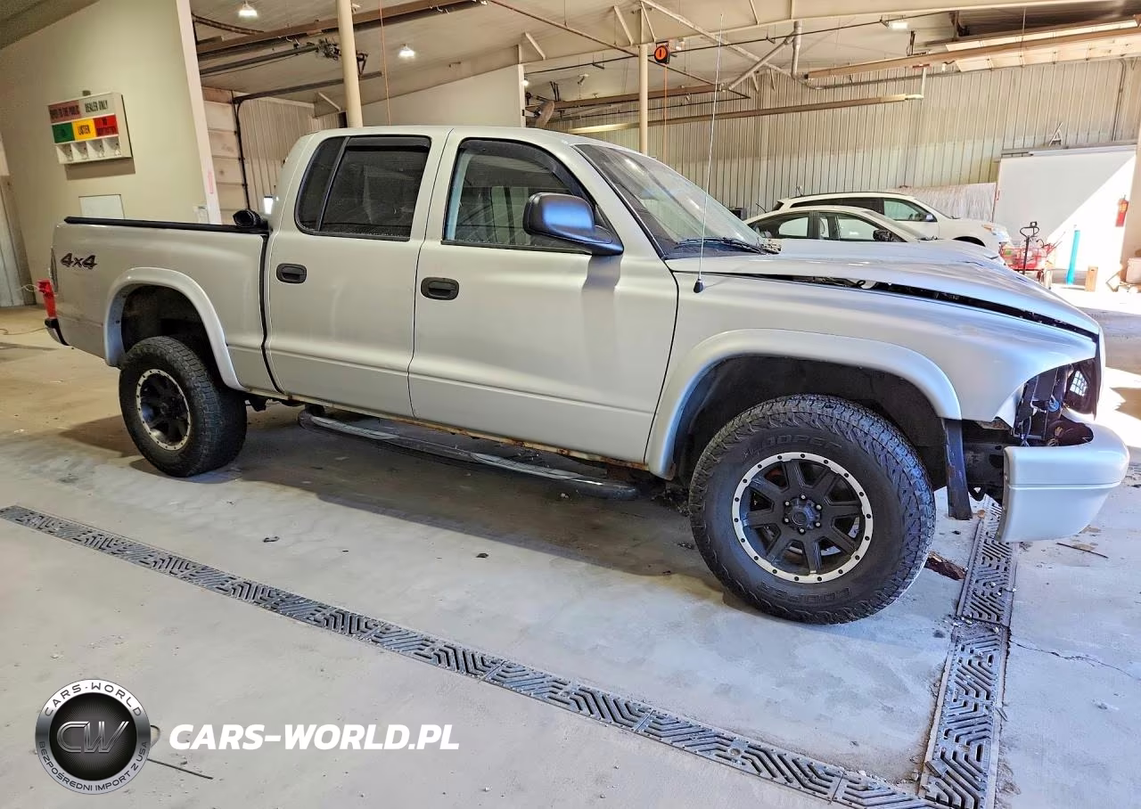 2004 Dodge Dakota Quad Sport VIN:1D7HG38N74S504867 - 4