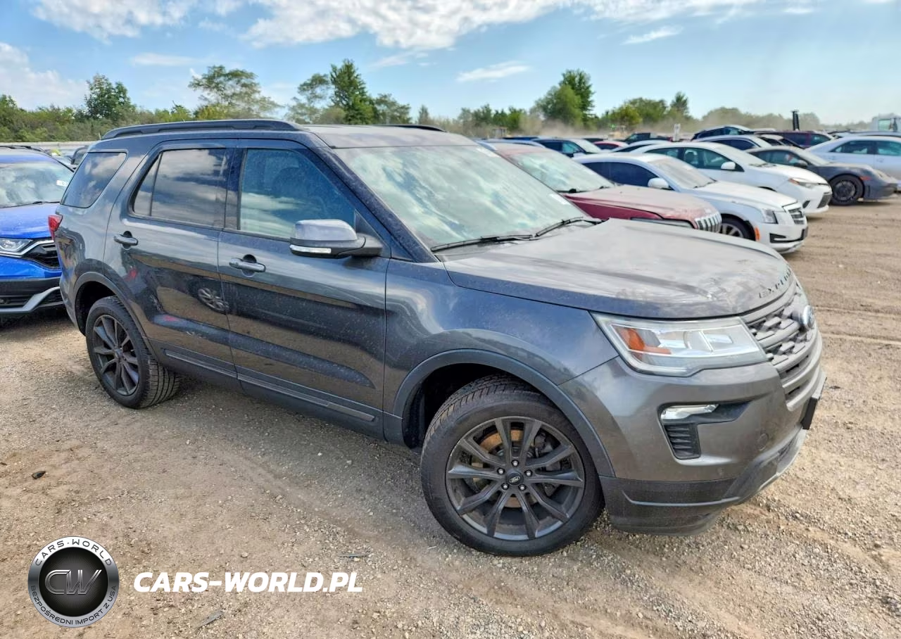 2018 Ford Explorer Xlt VIN:1FM5K8D81JGC52553 - 4
