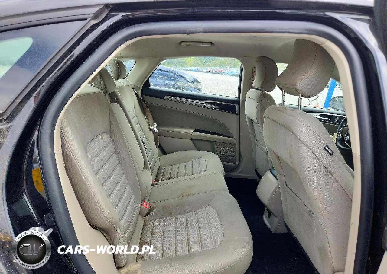 2018 Ford Fusion Se VIN:3FA6P0H78JR270026 - 10