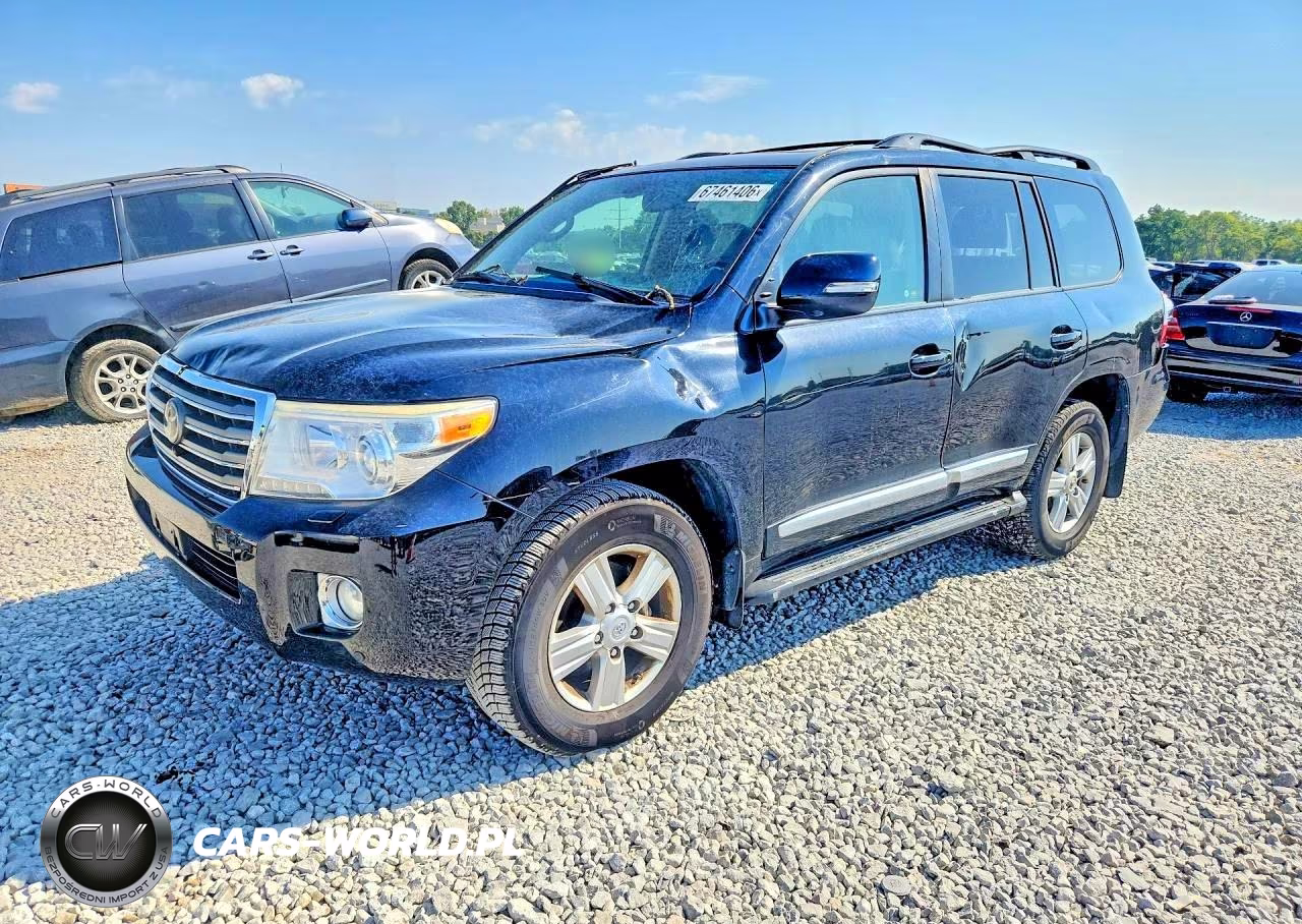 2013 Toyota Land Cruiser Base