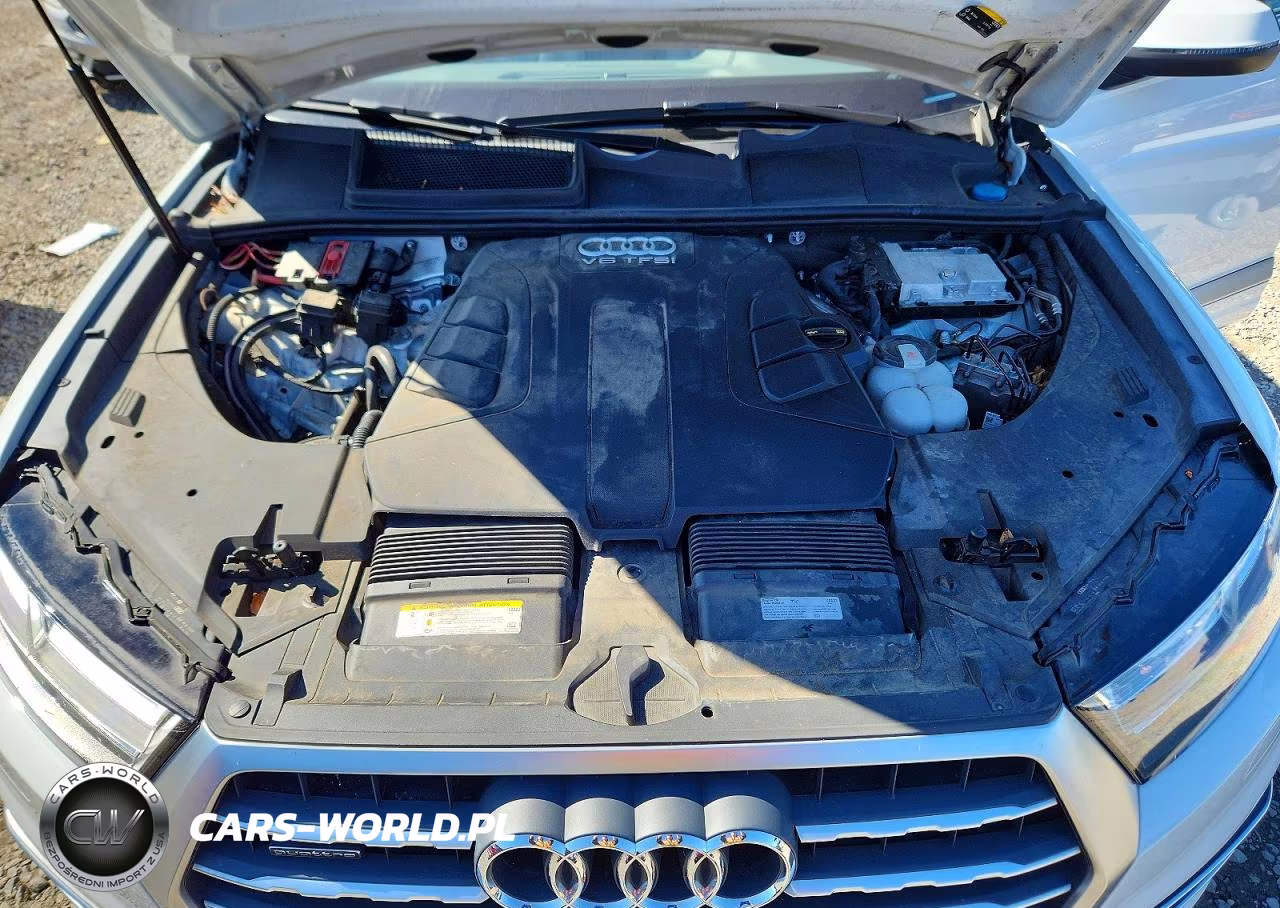 2019 Audi Q7 Premium Plus VIN:WA1LAAF75KD007486 - 12