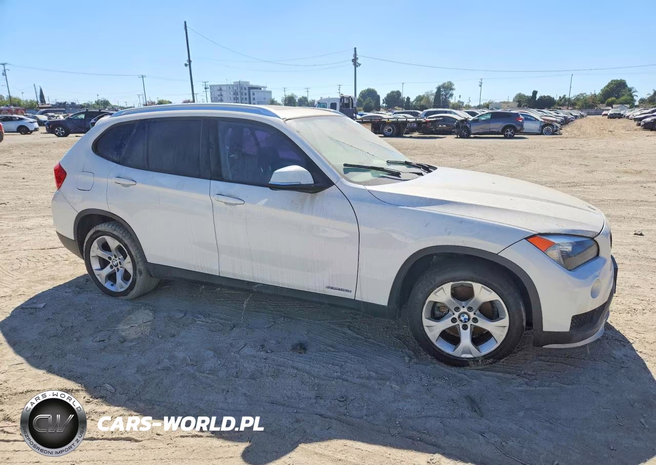 2015 BMW X1 Sdrive28I VIN:WBAVM1C5XFVW57386 - 4