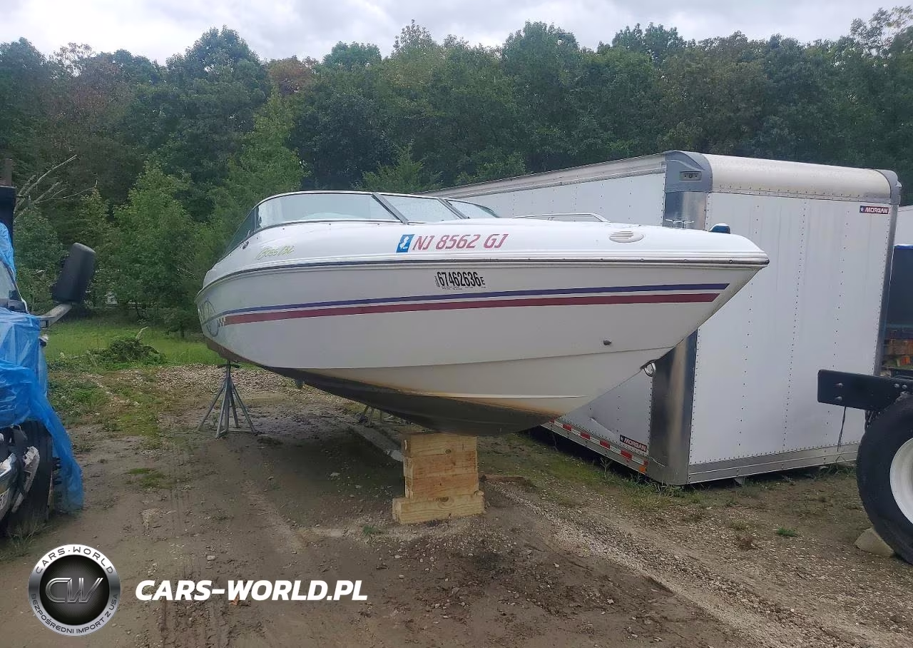 1999 Baja Boat
