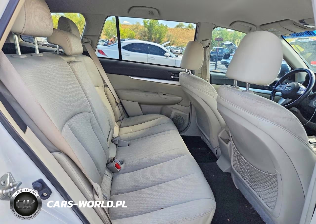 2011 Subaru Outback 2.5I Premium VIN:4S4BRBCC1B3315192 - 11