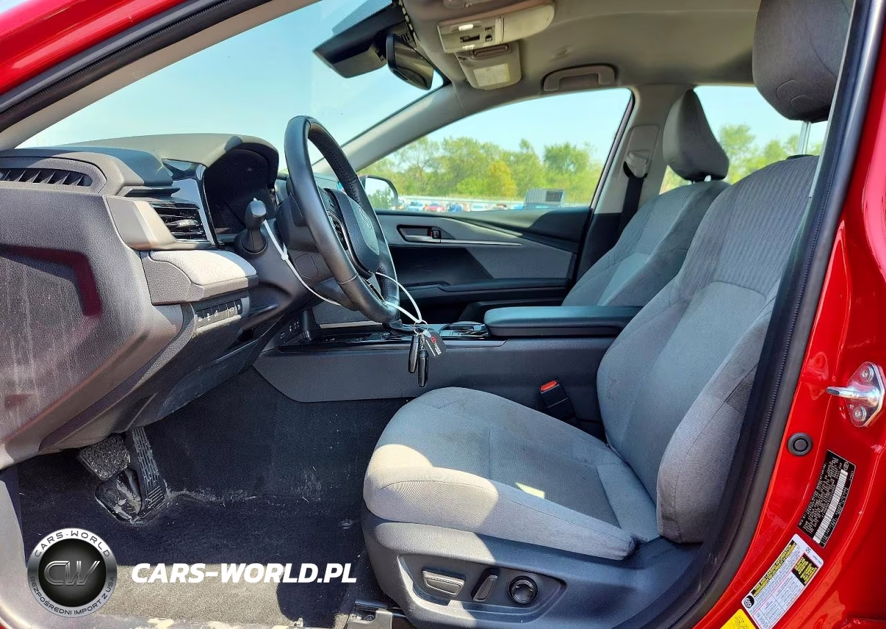 2025 Toyota Camry Le VIN:4T1DBADKXSU020969 - 7