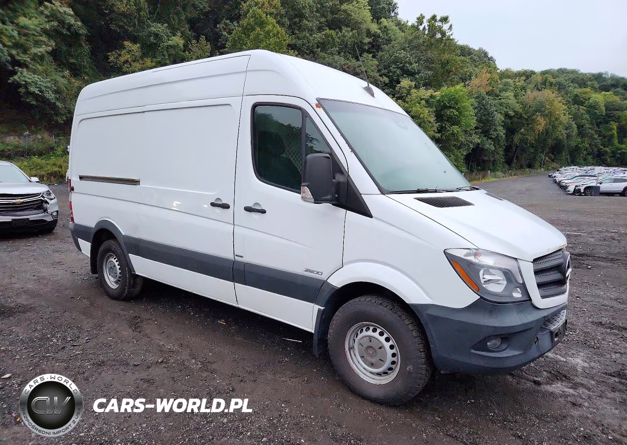 2016 Mercedes-Benz Sprinter 2500 VIN:WD3PE7DDXGP209389 - 4