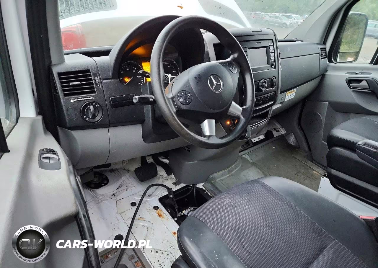 2016 Mercedes-Benz Sprinter 2500 VIN:WD3PE7DDXGP209389 - 8