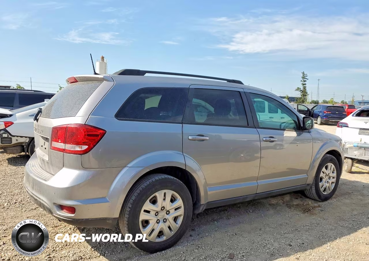 2019 Dodge Journey Se VIN:3C4PDCBBXKT833717 - 3