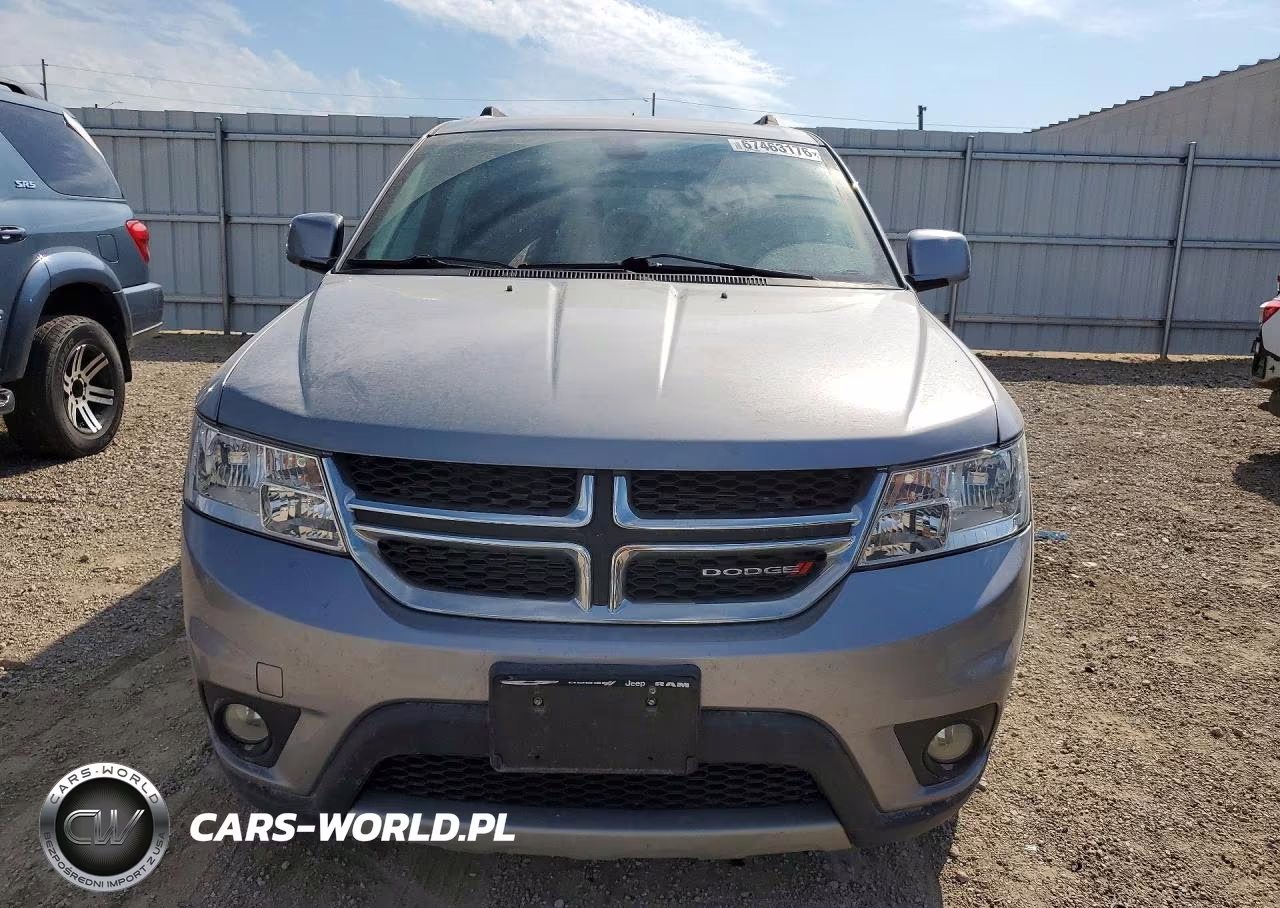 2019 Dodge Journey Se VIN:3C4PDCBBXKT833717 - 5