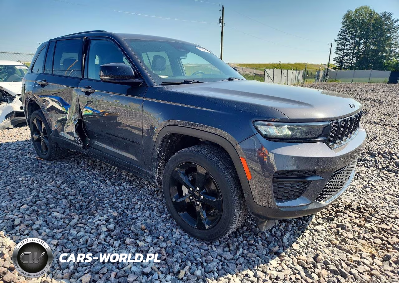 2023 Jeep Grand Cherokee Laredo VIN:1C4RJHAG5PC598738 - 4