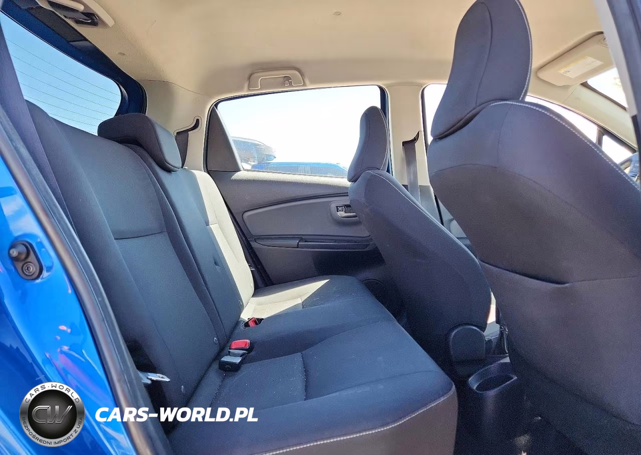 2015 Toyota Yaris 5-Door Se VIN:VNKKTUD33FA017851 - 10