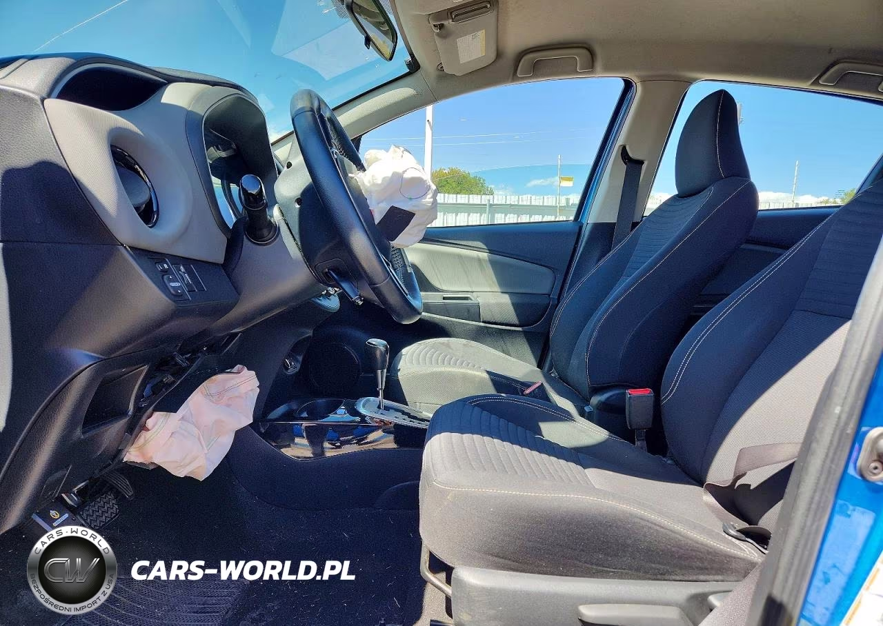 2015 Toyota Yaris 5-Door Se VIN:VNKKTUD33FA017851 - 7