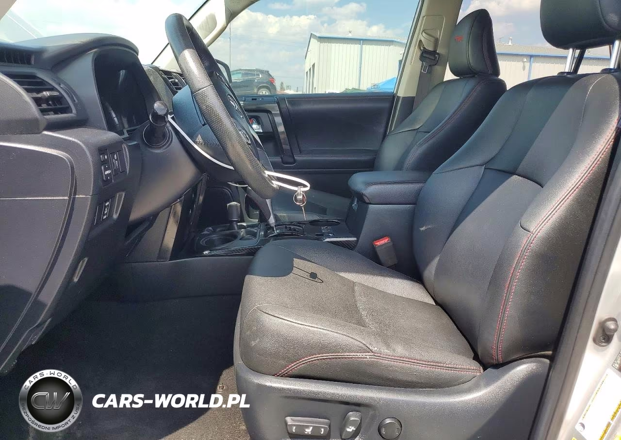 2019 Toyota 4Runner Trd Off-Road Premium VIN:JTEBU5JR8K5694686 - 7