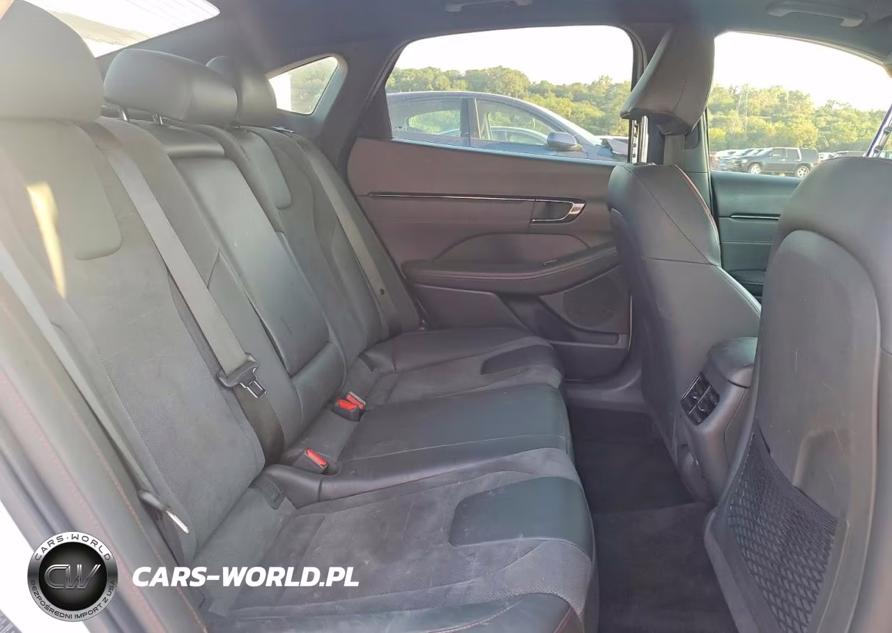 2023 Hyundai Sonata N Line VIN:KMHL14JC3PA253209 - 10