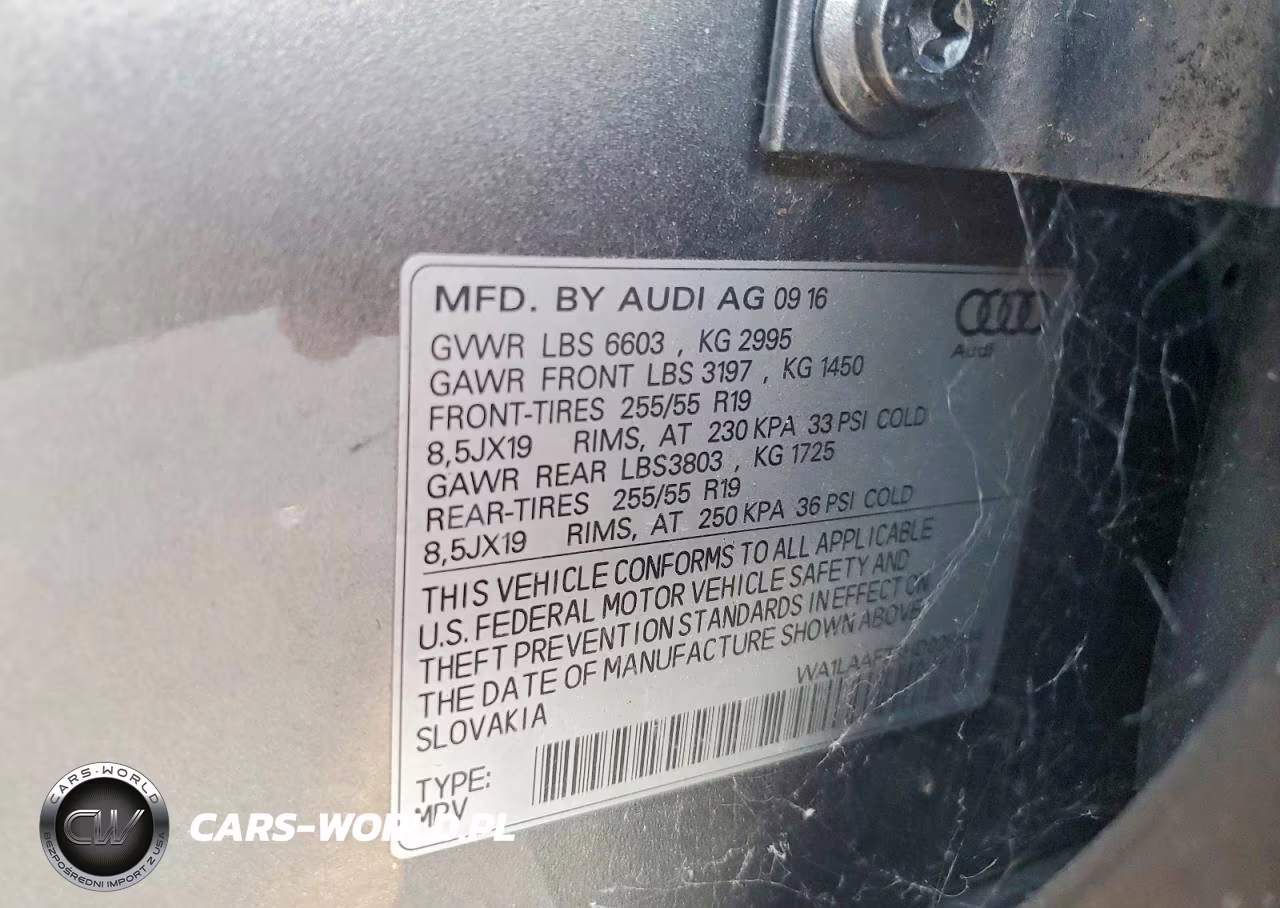 2017 Audi Q7 Premium Plus VIN:WA1LAAF73HD028944 - 13