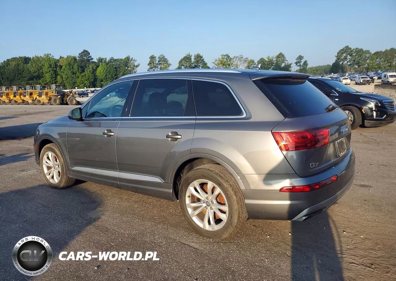 2017 Audi Q7 Premium Plus VIN:WA1LAAF73HD028944 - 2