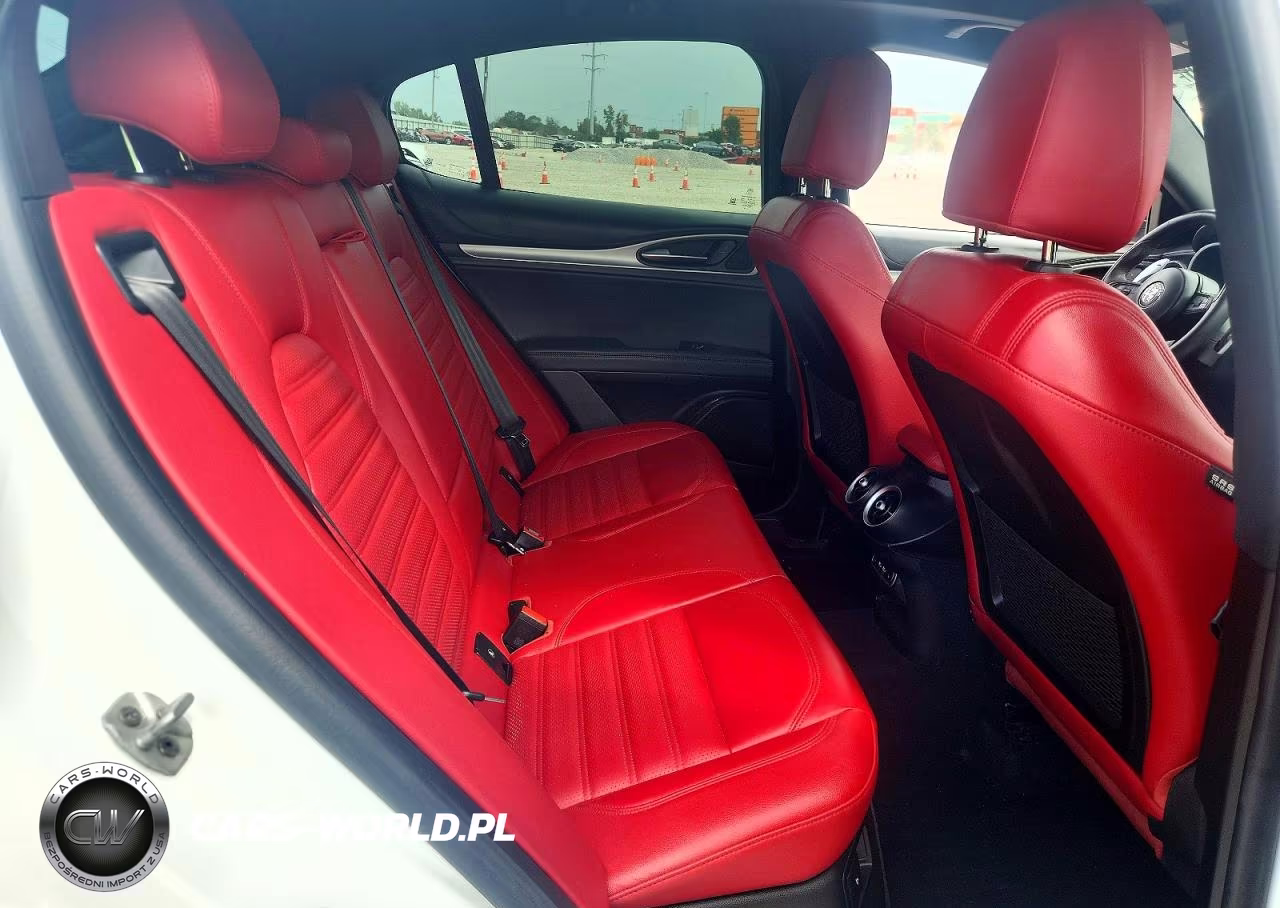 2024 Alfa Romeo Stelvio Ti VIN:ZASPAKBN8R7D72097 - 11