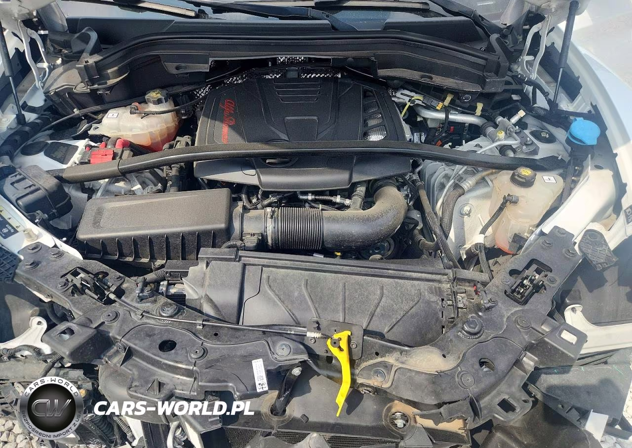 2024 Alfa Romeo Stelvio Ti VIN:ZASPAKBN8R7D72097 - 12