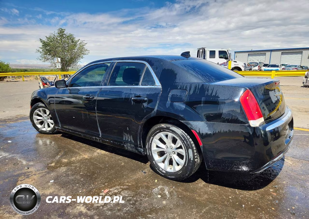 2015 Chrysler 300 Limited VIN:2C3CCAAG8FH864356 - 2