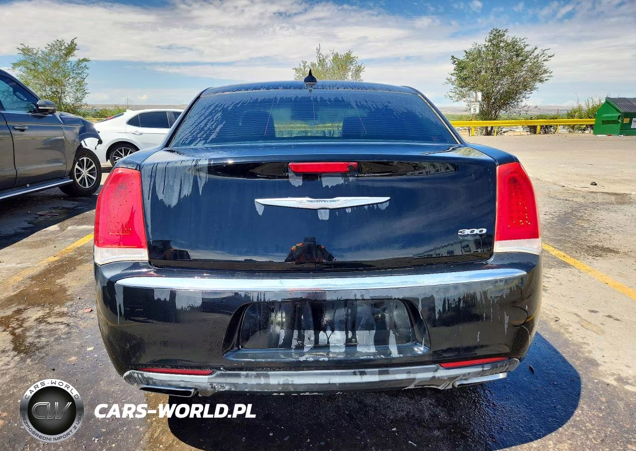 2015 Chrysler 300 Limited VIN:2C3CCAAG8FH864356 - 6