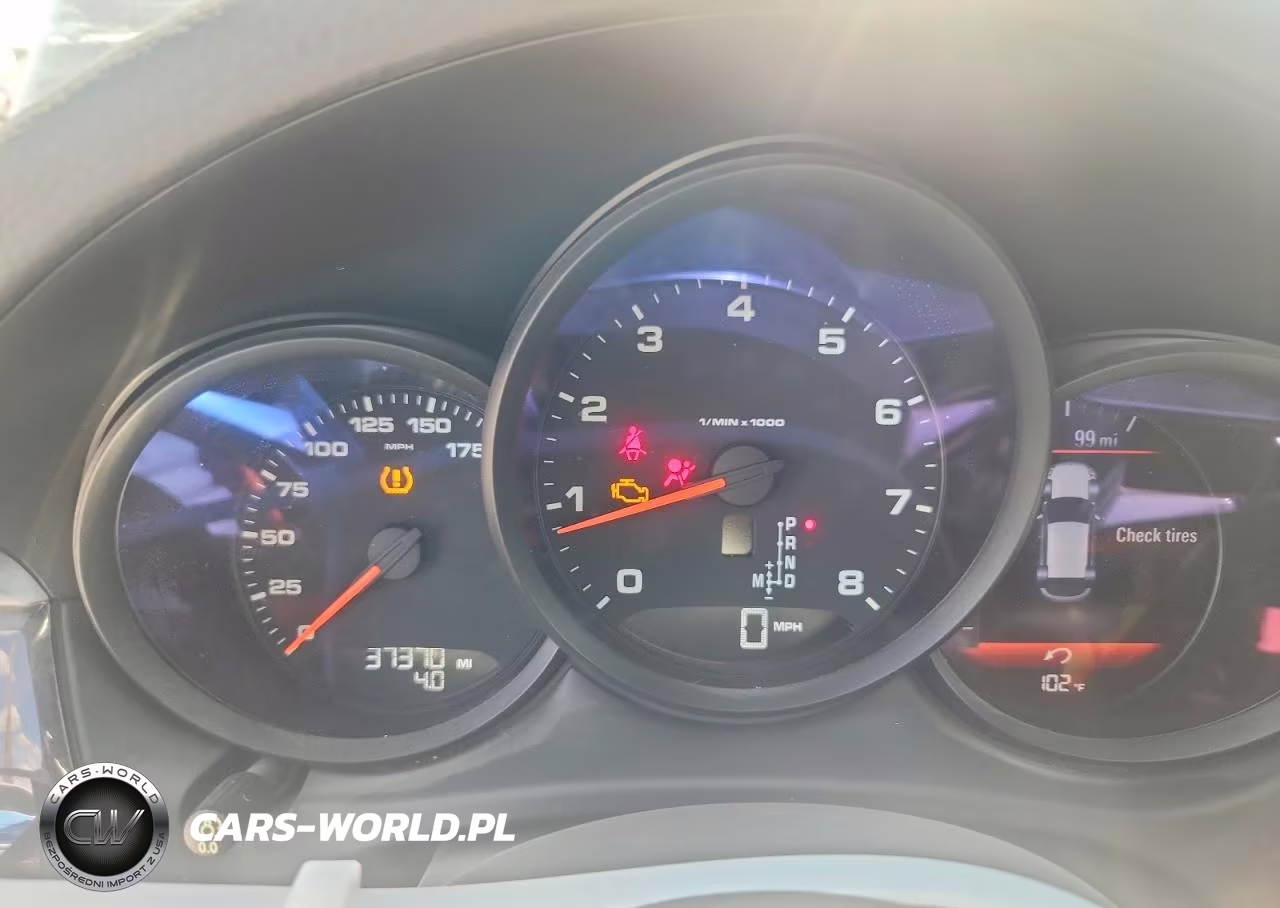 2018 Porsche Macan VIN:WP1AA2A50JLB22704 - 9