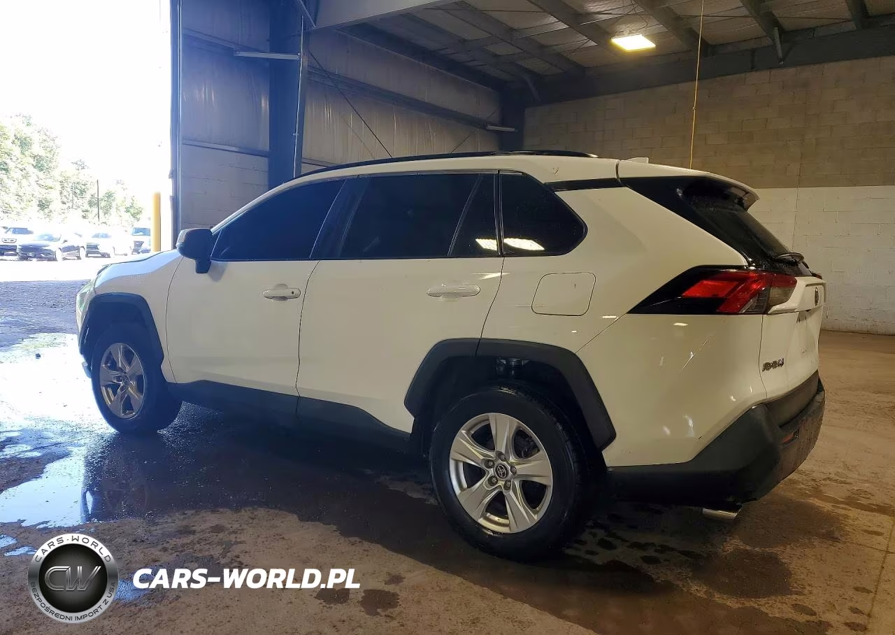 2021 Toyota Rav4 Xle VIN:2T3W1RFV5MW137712 - 2
