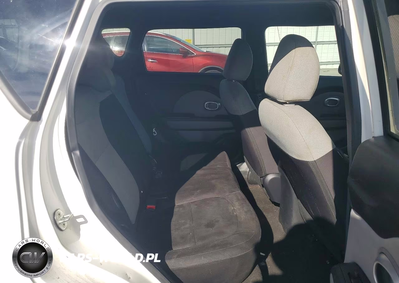 2015 Kia Soul Base VIN:KNDJN2A27F7206689 - 10