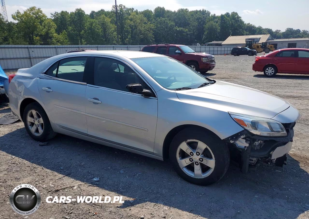 2014 Chevrolet Malibu Ls VIN:1G11B5SL6EF170055 - 4