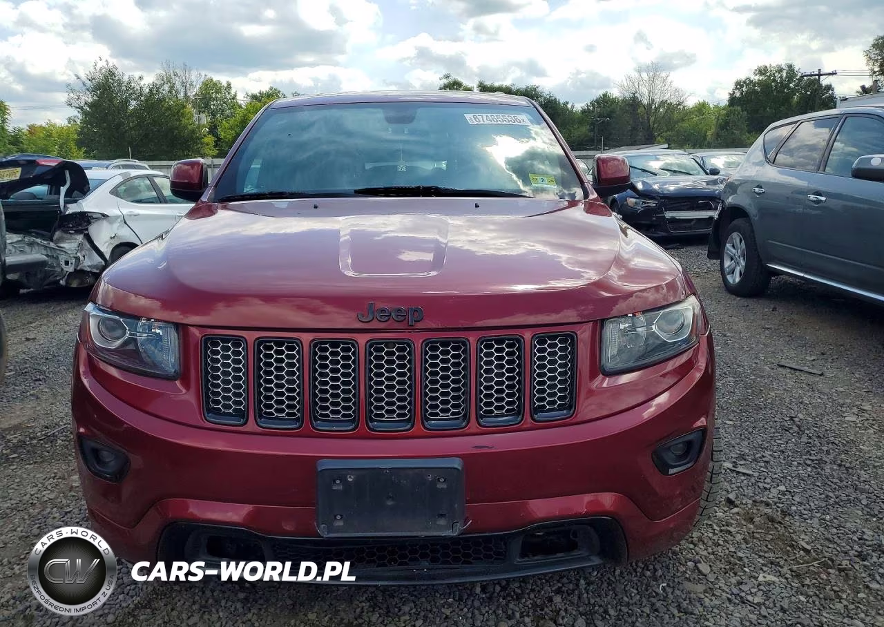 2015 Jeep Grand Cherokee Laredo VIN:1C4RJFAG7FC637204 - 5