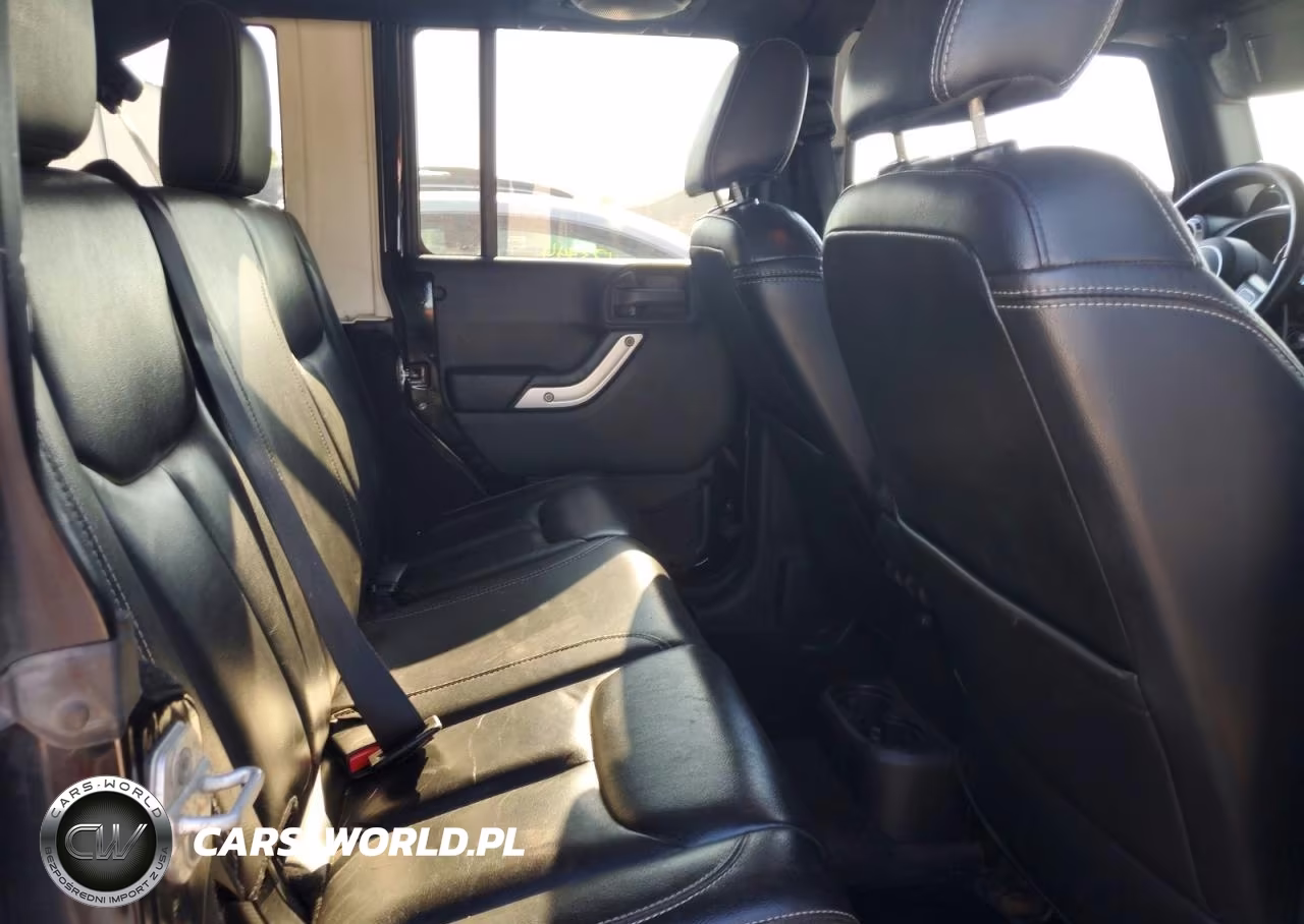 2013 Jeep Wrangler Unlimited Sahara VIN:1C4BJWEG4DL526862 - 11