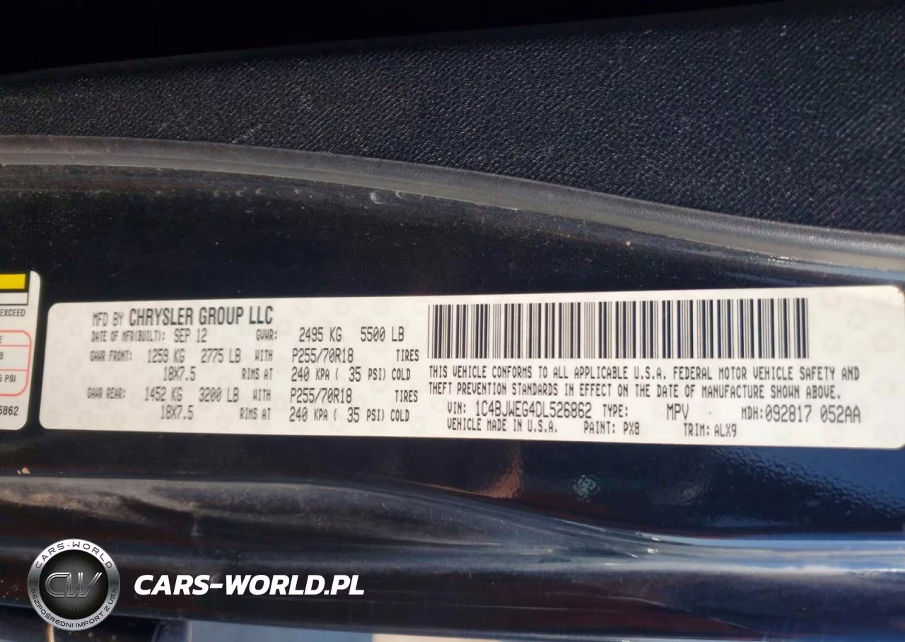 2013 Jeep Wrangler Unlimited Sahara VIN:1C4BJWEG4DL526862 - 13