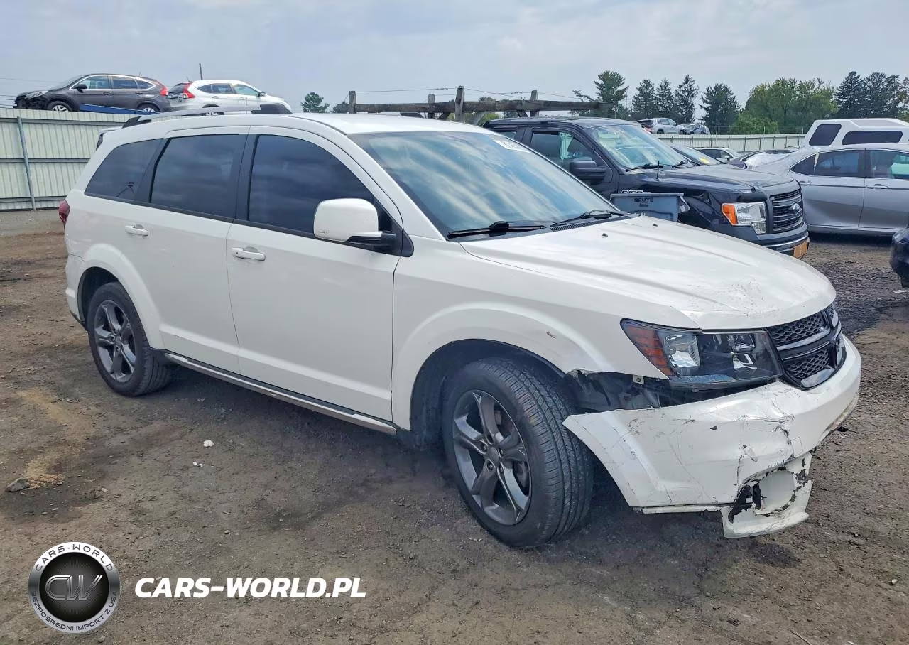 2017 Dodge Journey Crossroad VIN:3C4PDCGGXHT544138 - 4
