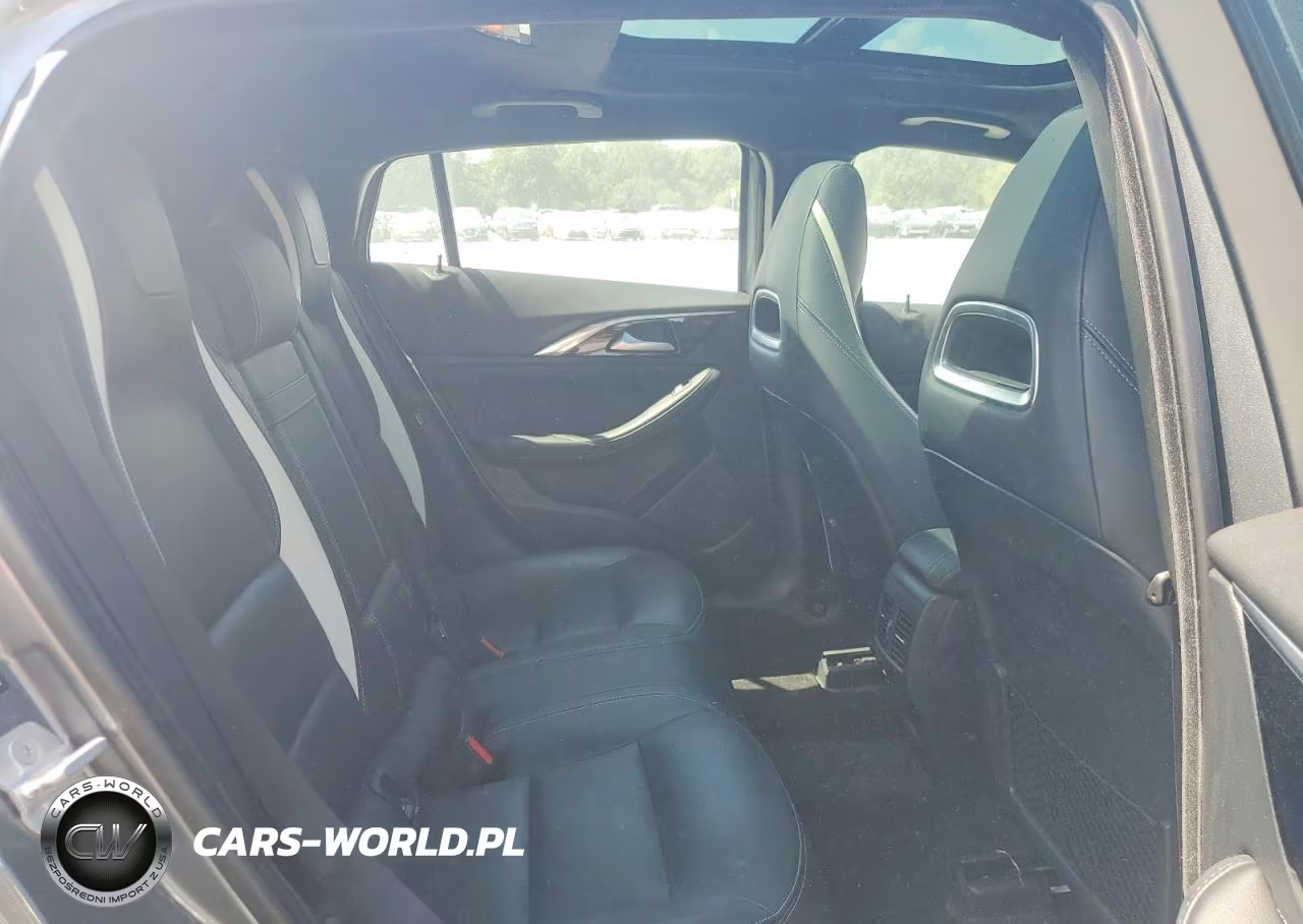 2018 Infiniti Qx30 Sport VIN:SJKCH5CP8JA042131 - 10