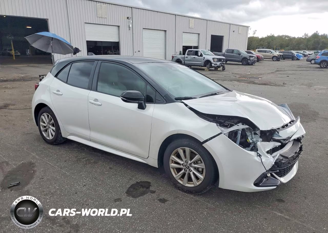 2025 Toyota Corolla Hatchback Se VIN:JTND4MBE5S3250644 - 4