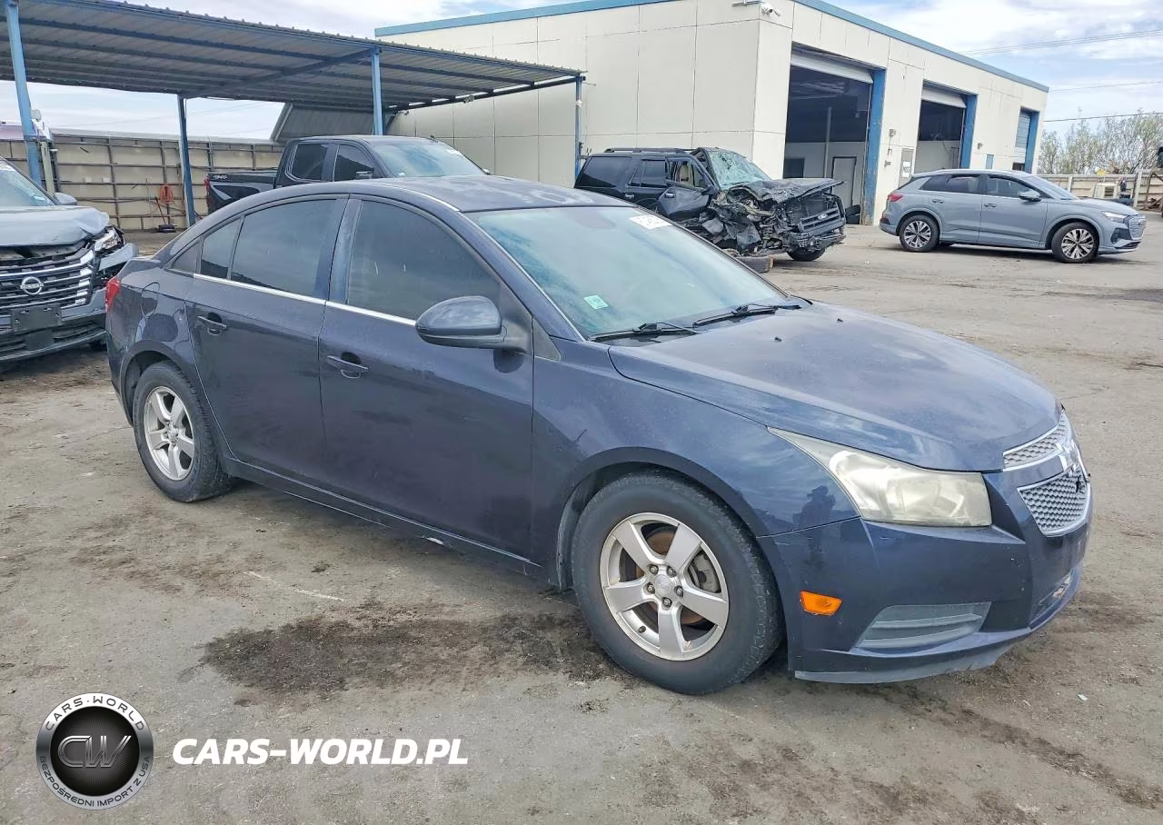 2014 Chevrolet Cruze Lt VIN:1G1PC5SB2E7107141 - 4