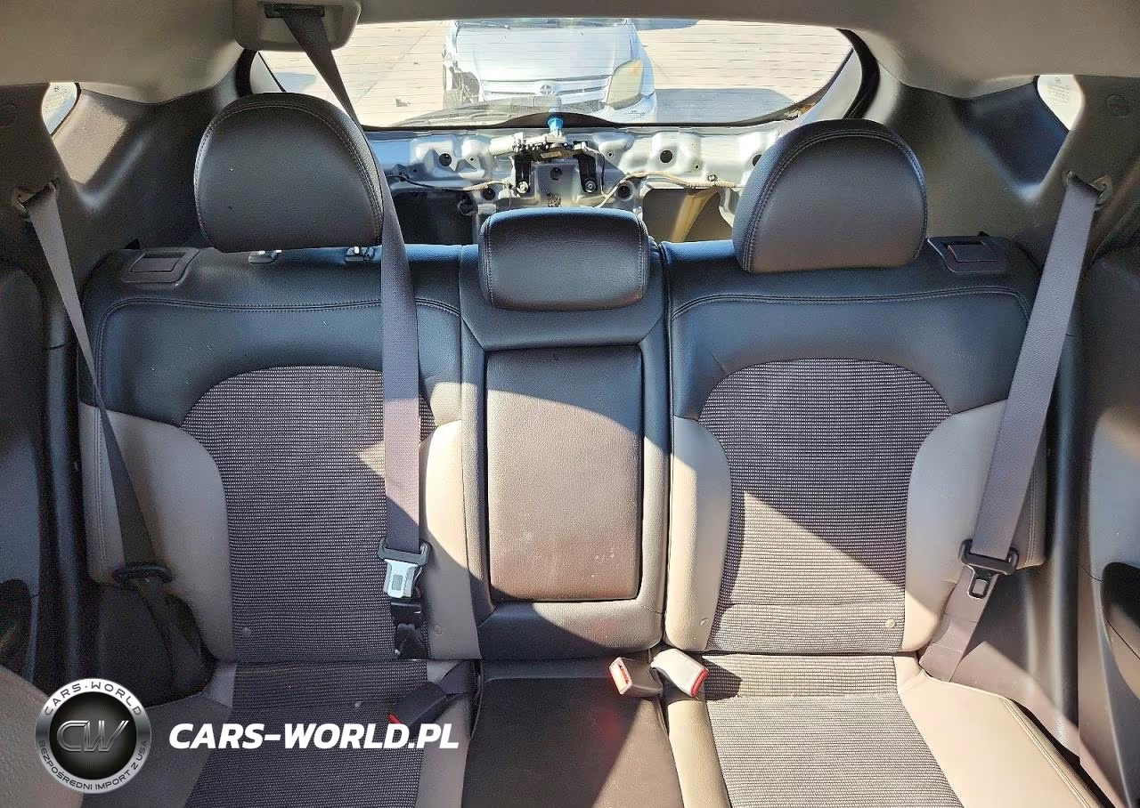 2011 Hyundai Tucson Gls VIN:KM8JUCAC5BU159753 - 10
