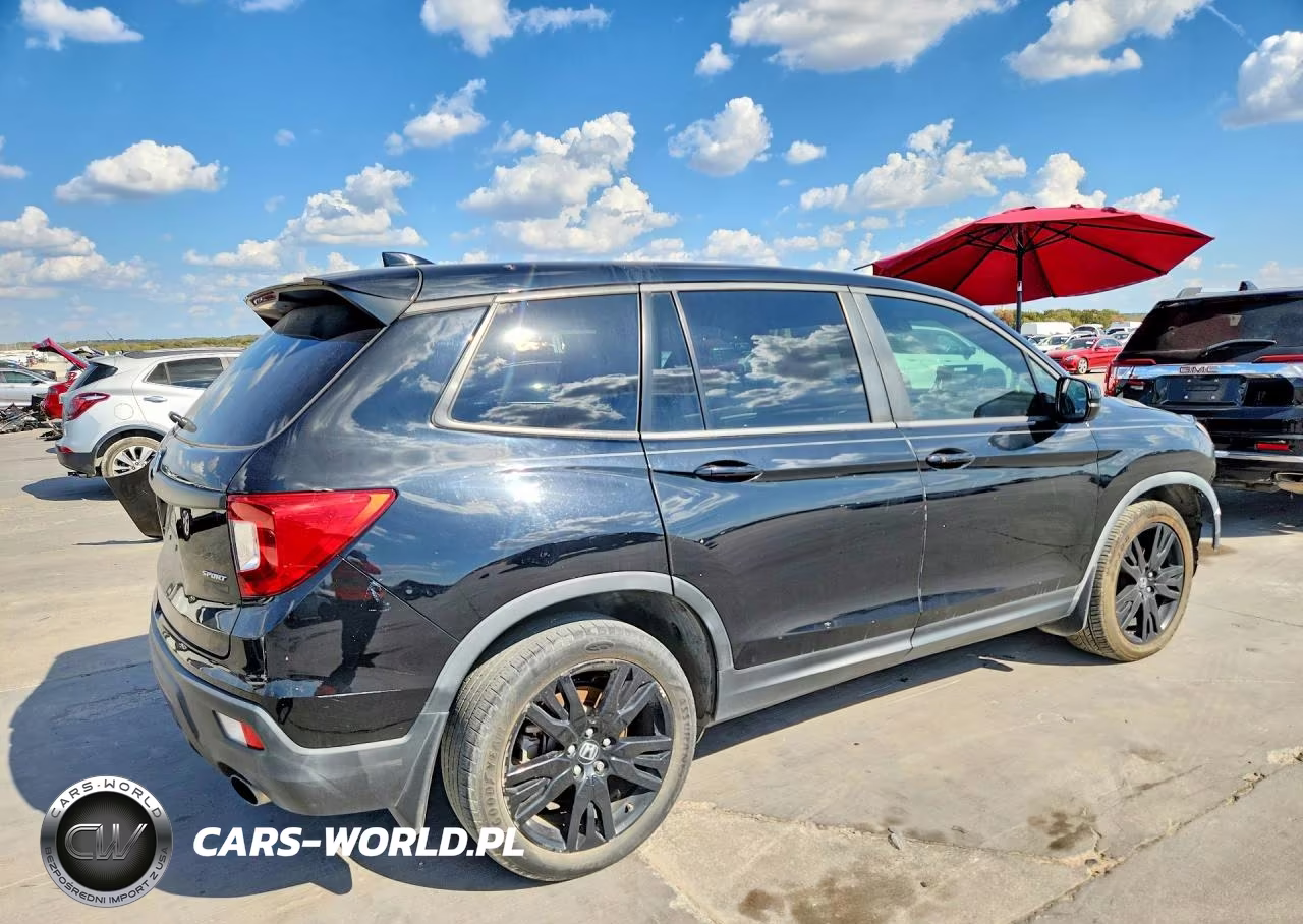 2019 Honda Passport Sport VIN:5FNYF7H25KB008597 - 3