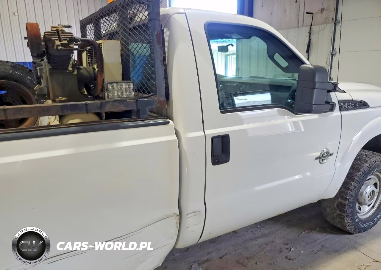 2011 Ford F250 Super Duty VIN:1FTBF2BT8BEC26951 - 10