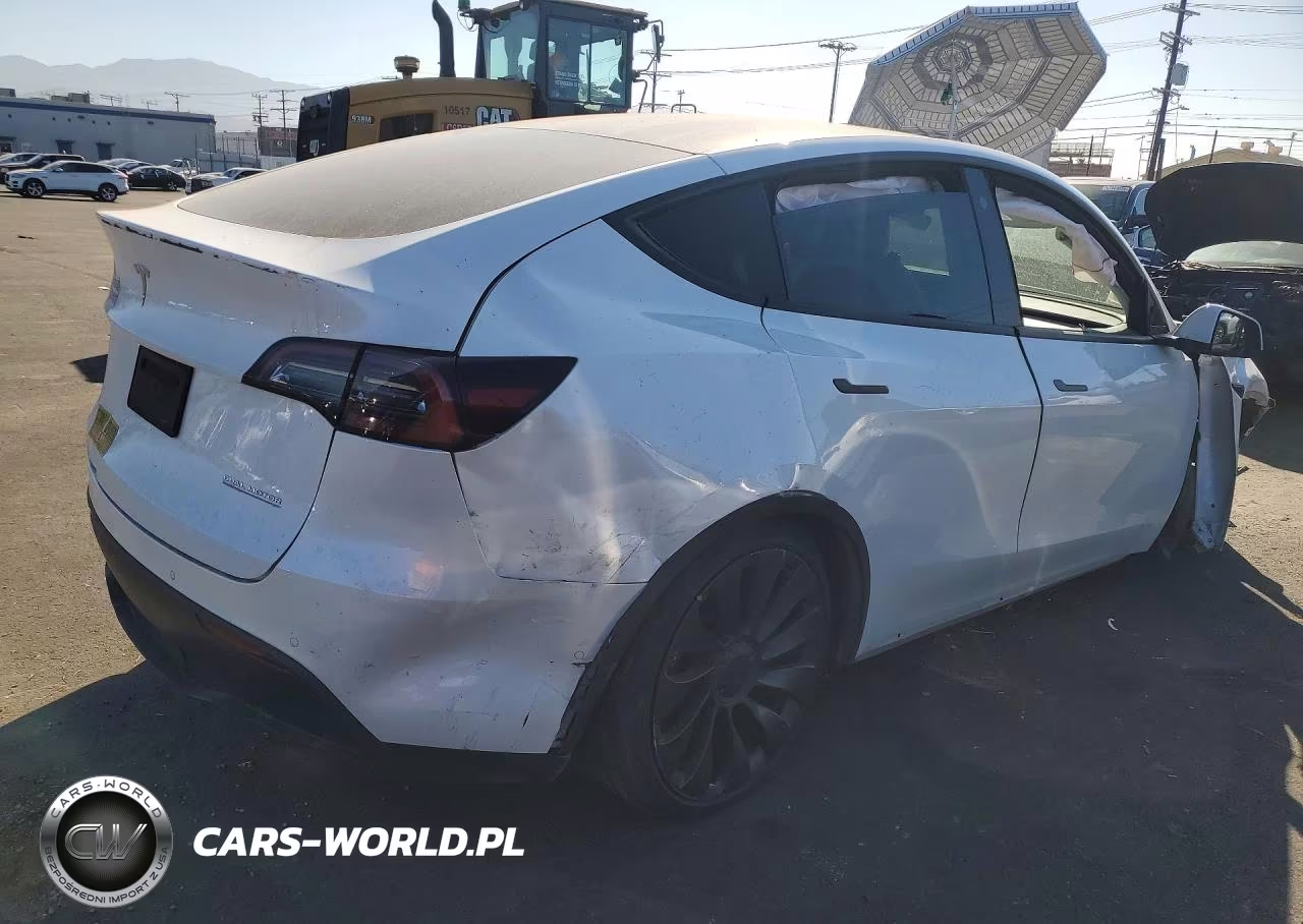 2021 Tesla Model Y VIN:5YJYGDEFXMF263414 - 3
