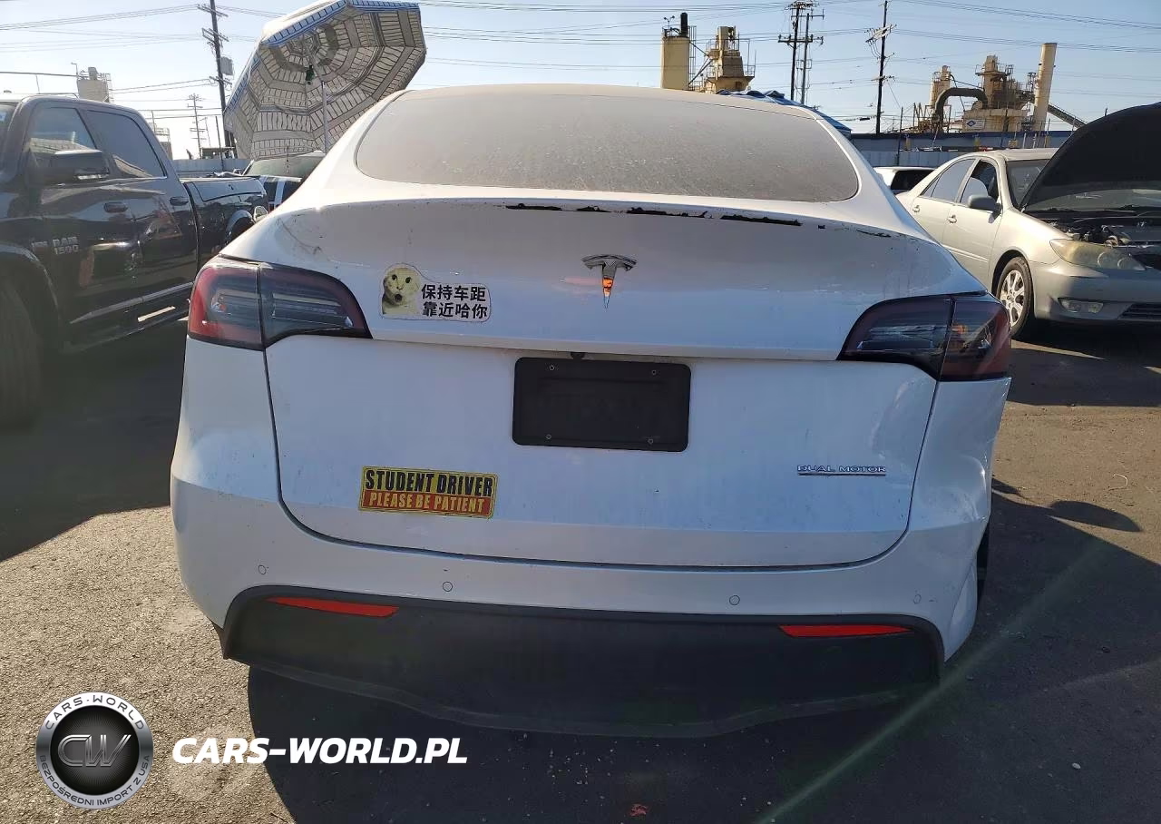 2021 Tesla Model Y VIN:5YJYGDEFXMF263414 - 6