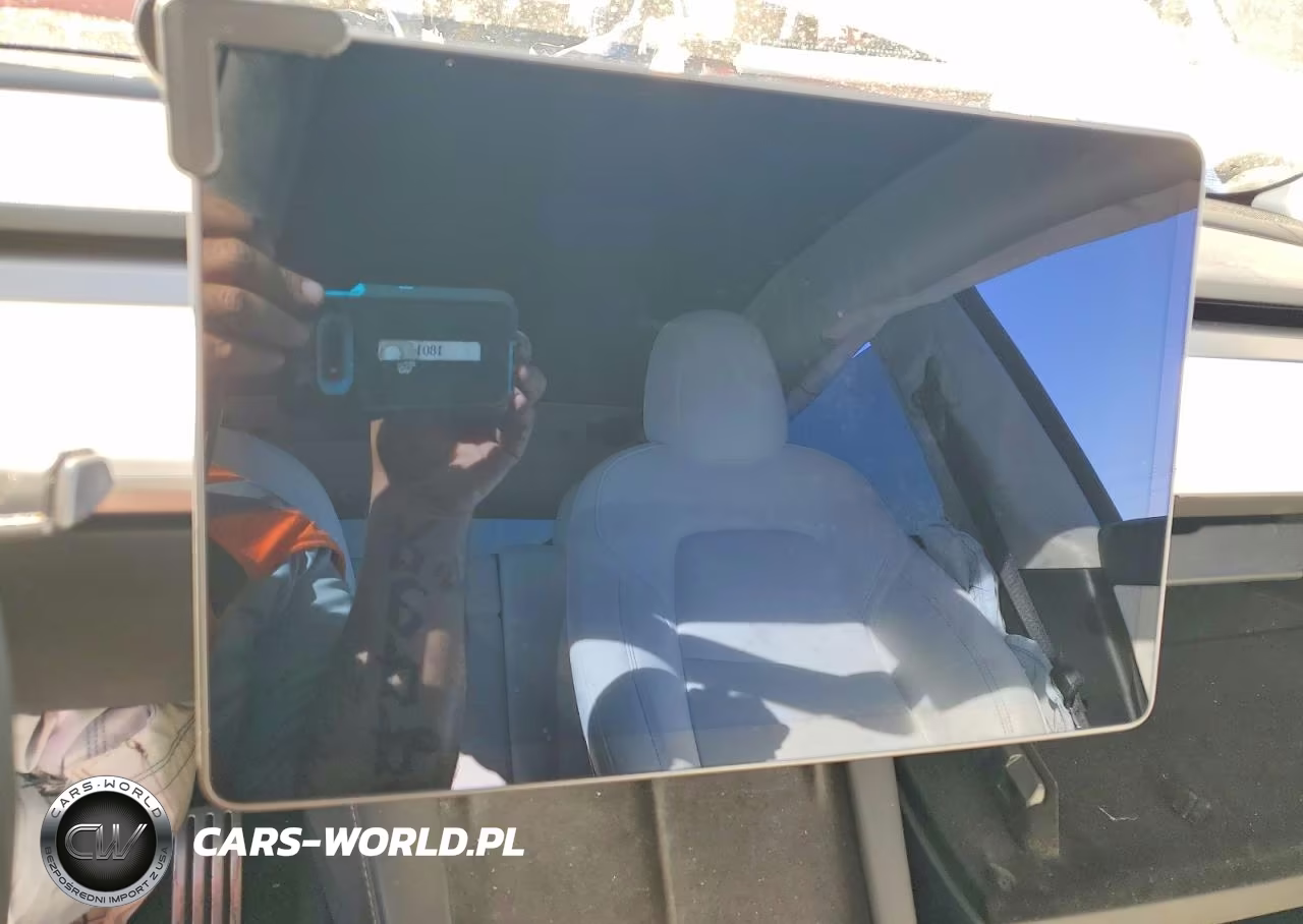 2021 Tesla Model Y VIN:5YJYGDEFXMF263414 - 9