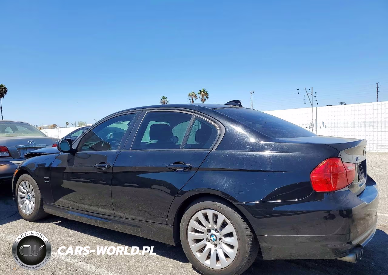 2009 BMW 328 Xi VIN:WBAPK73559A456489 - 2