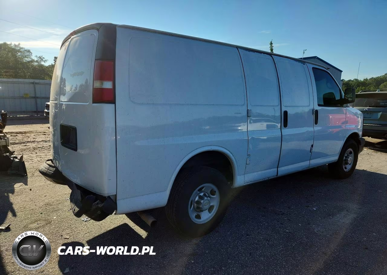 2013 Chevrolet Express G2500 VIN:1GCWGFCA9D1128640 - 3