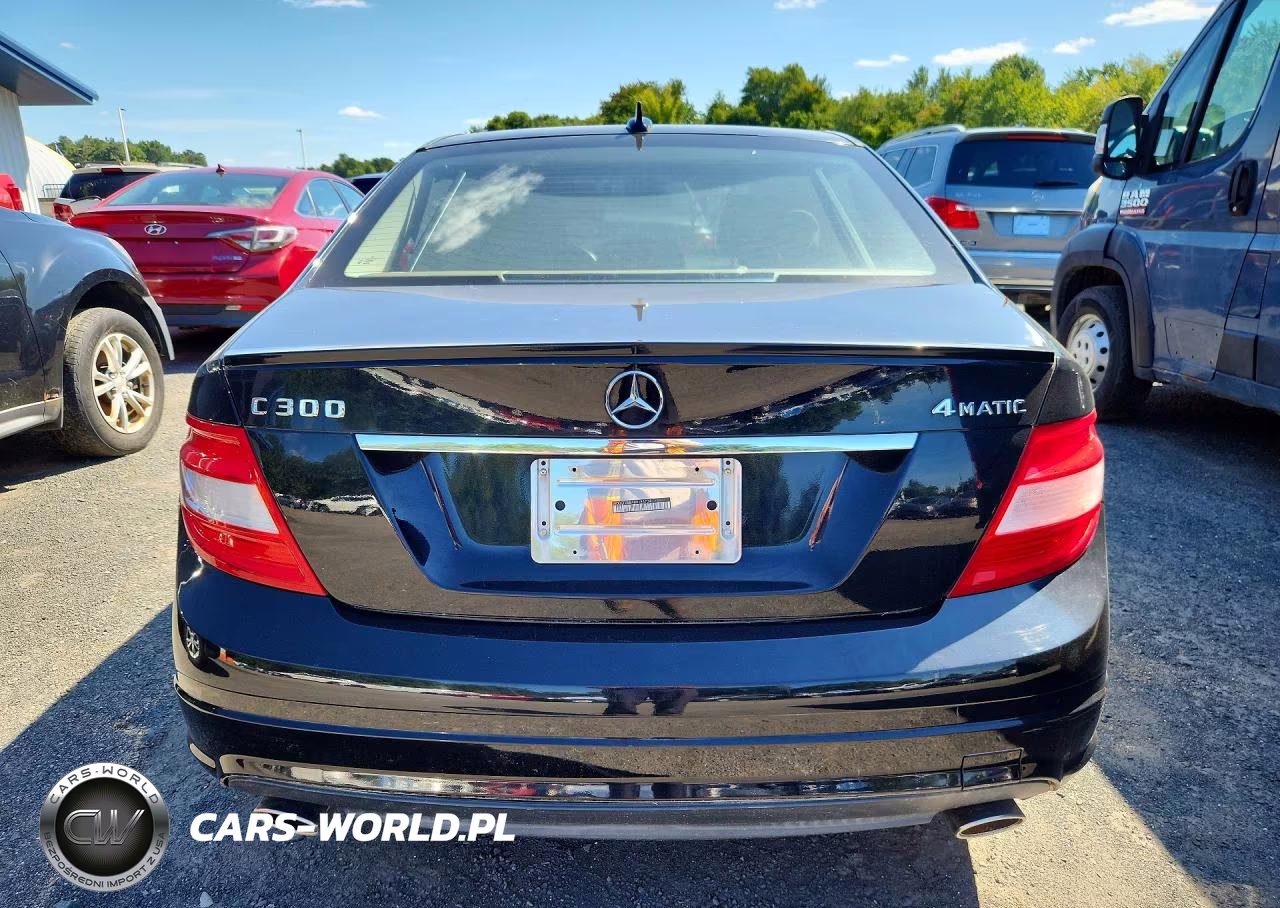 2011 Mercedes-Benz C 300 4Matic VIN:WDDGF8BB9BR186734 - 6